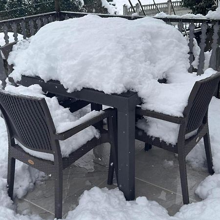 Hotel Oniks Kutaisi Bagian luar foto