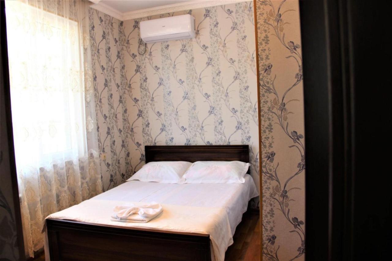 Hotel Oniks Kutaisi Bagian luar foto